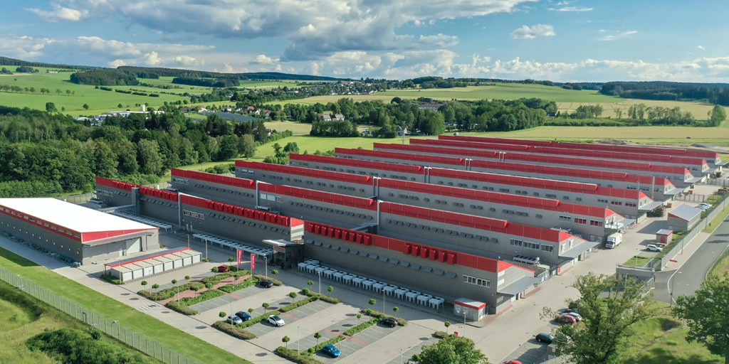 هتزنر چیست و چرا بهترین سرور‌ برای V2rayNG را عرضه&nbsp;می‌کند